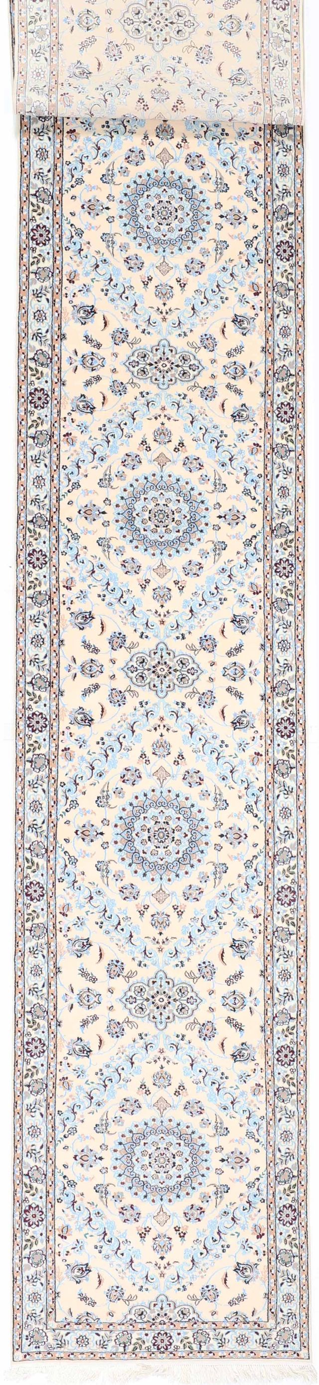 Fine Nain 6La Rug with Silk Highlights, 630 × 85 cm