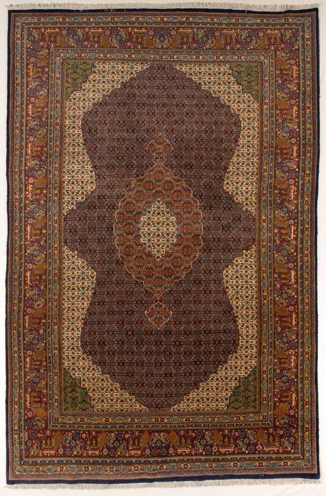 Sarouk / Saruk Mashayekhi Fine Rug, 324 × 211 cm