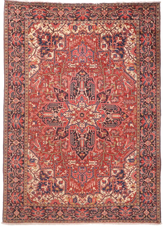 Persian Heriz Rug – Red, 351 × 252 cm