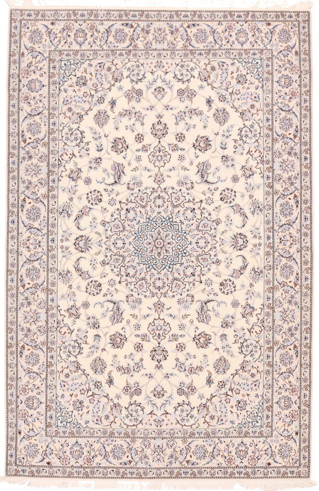 Nain 9 La rug with silk highlights 7'7 x 5, 237 × 154 cm